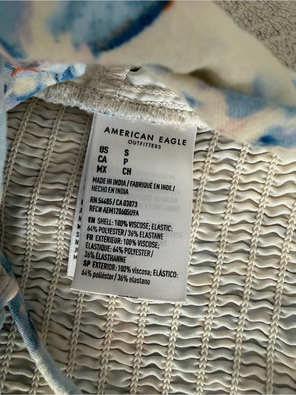 American Eagle Outfitters Light Blue Floral Ruched Crop Top - Picture 4 of 5
